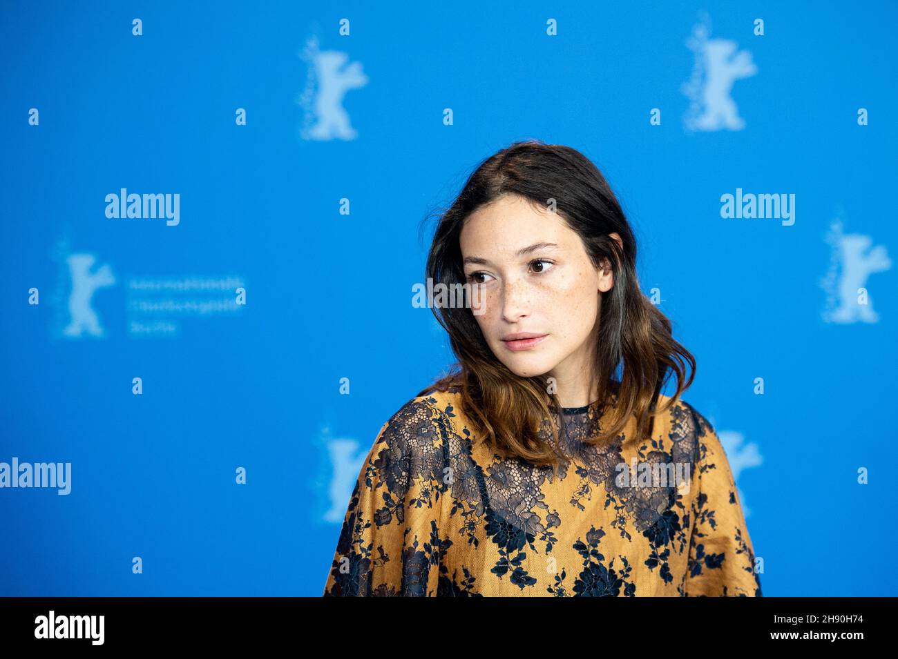 BERLIN, DEUTSCHLAND-Februar 08: Diane Bathen posiert während der Berlinale 69th bei der "Tremors" (Temblores)-Fotoschau Stockfoto