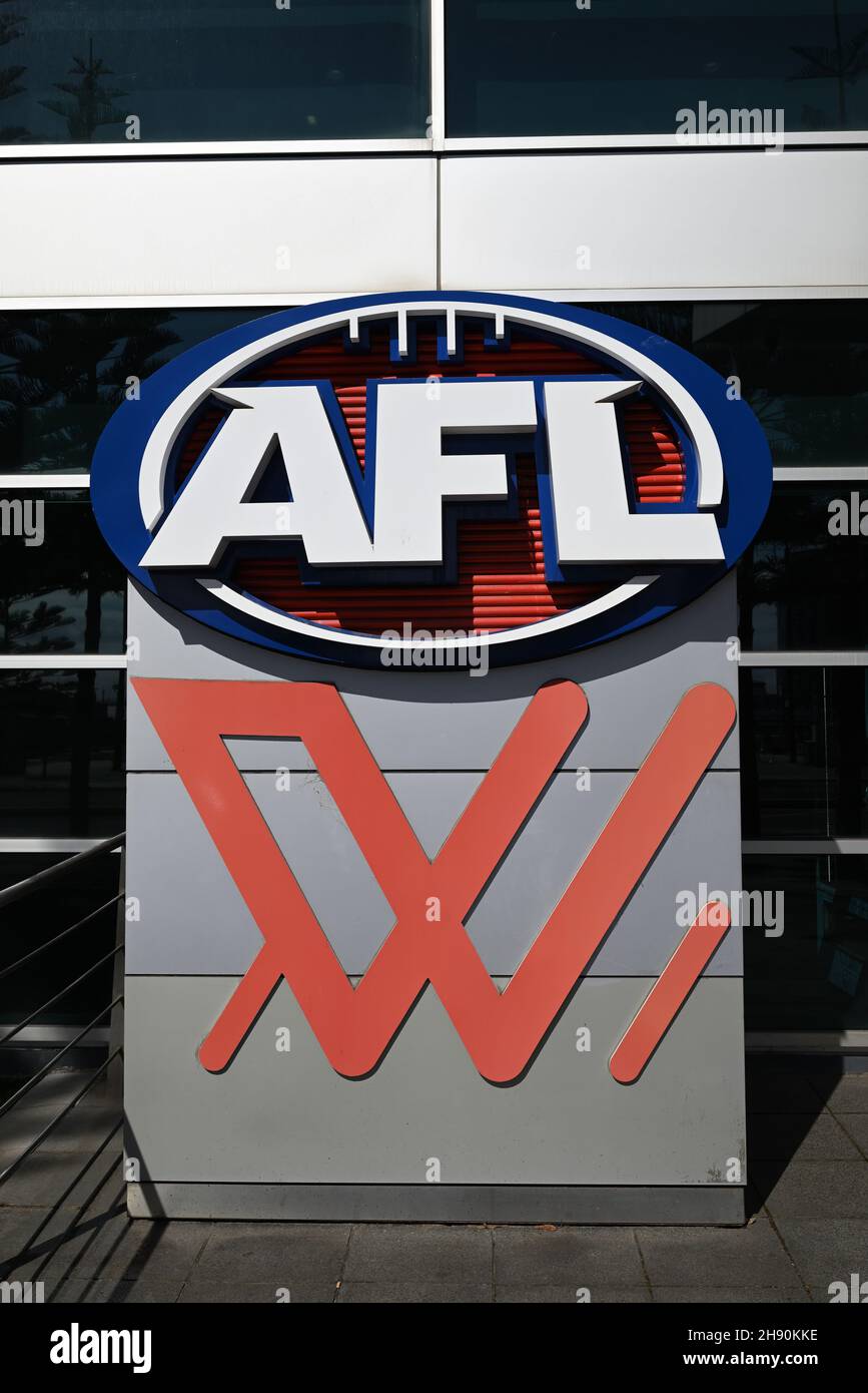 Aktualisierte Beschilderung vor dem AFL House in Melbourne mit dem AFLW-Logo Stockfoto