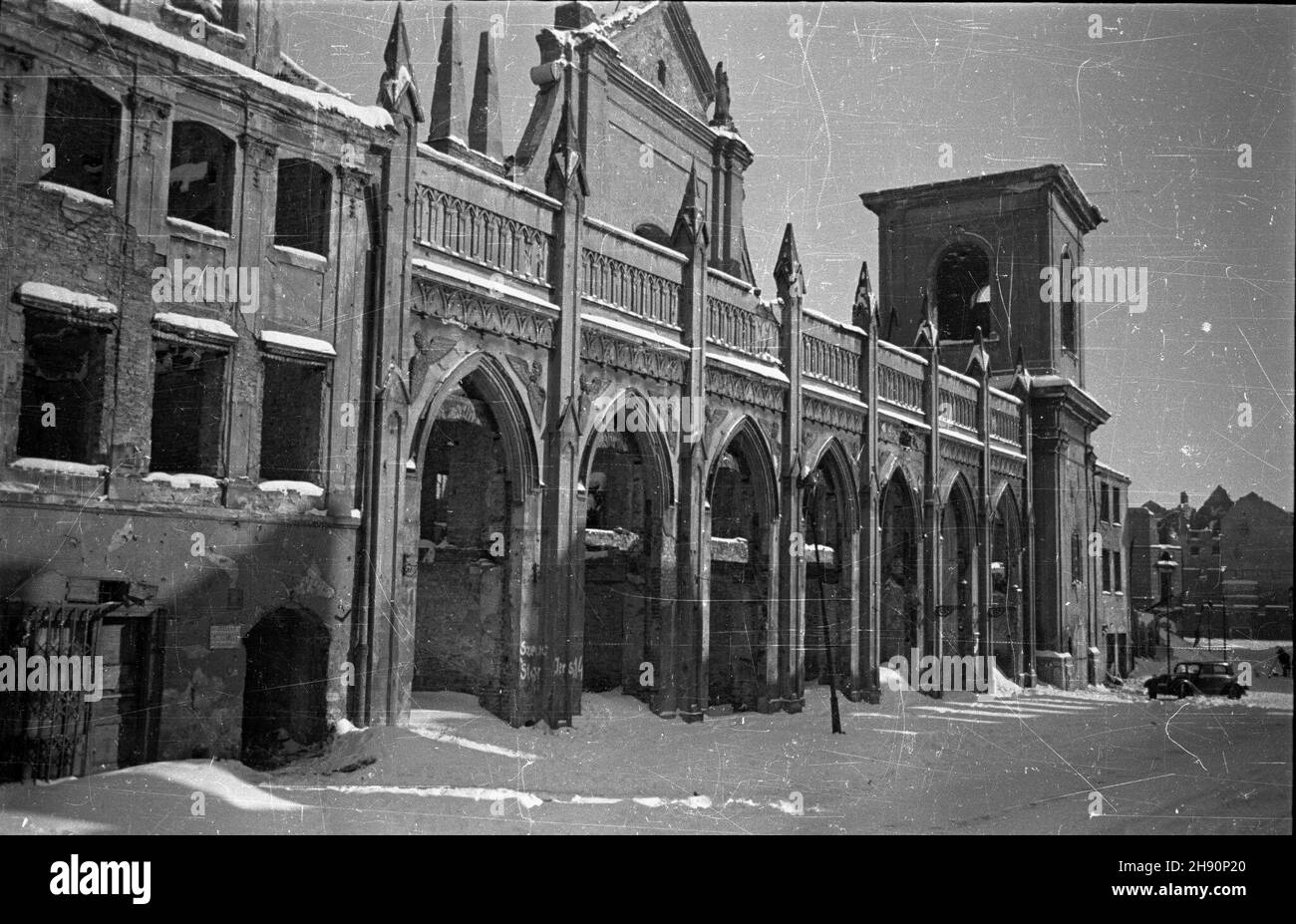 Warszawa, 1947-02-26. Ruiny koœcio³a oo. Dominikanów pw. œw. Jacka. Ad PAP Warschau, 26. Februar 1947. Ruinen der Kirche St. Jack der Dominikaner. Ad PAP Stockfoto