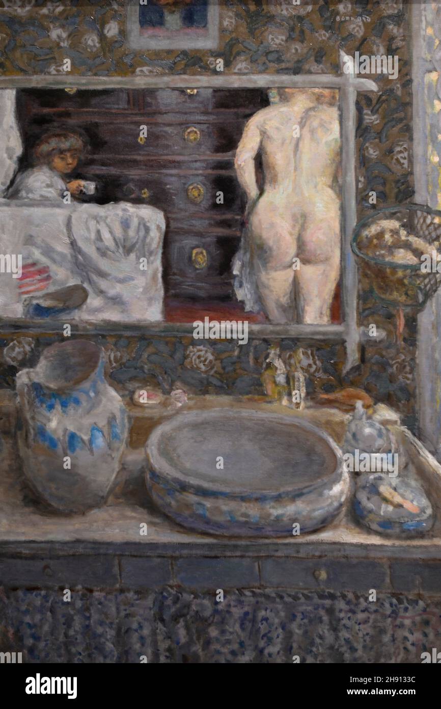 Spiegel über einem Waschtisch, 1908, Pierre Bonnard, Pouchkine Museum, Moskau, Russia, zu sehen in der Ausstellung Ikonen der modernen Kunst Stockfoto
