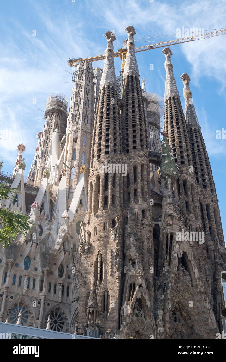 Barcelona, Spanien - 5. November 2021: Die Basilika de la Sagrada Familia, auch bekannt als die Sagrada Familia, illustrative Editorial. Stockfoto