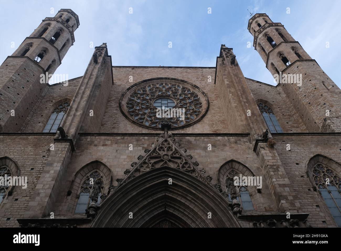 Kathedrale von Barcelona oder Kathedrale von Barcelona. Die Kathedrale des Heiligen Kreuzes und die Heilige Eulalia. Gotische Architektur. Stockfoto