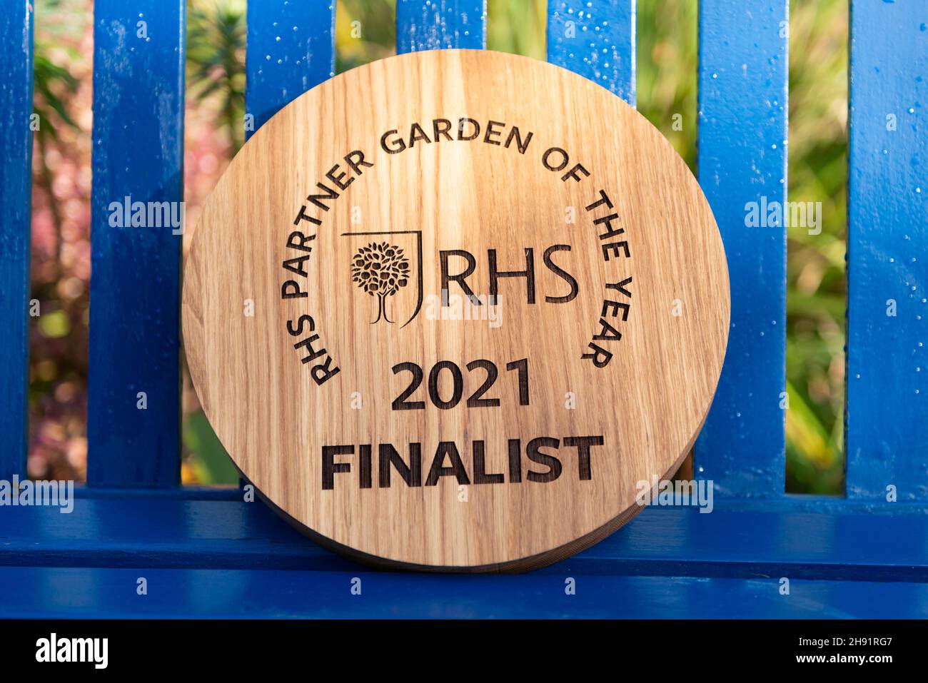 Fontwell, West Sussex, 3. Dezember 2021. Die Royal Horticultural Society gab am Freitag bekannt, dass Denmans Garden, ein RHS-Partnergarten, beim Wettbewerb „RHS Partner Garden of the Year“ zum regionalen Gewinner für die Südost- und Kanalinseln ernannt wurde. Der erste Wettbewerb lud RHS-Mitglieder ein, ‘für ihren bevorzugten 2021 Feel Good’-Garten zu stimmen, in Anerkennung der Vorteile für Gesundheit und Wohlbefinden, die sich aus dem Besuch von Gärten ergeben. Sechs Gärten wurden als regionale Gewinner ausgewählt und die Larch Cottage Nurseries wurde zum Gesamtsieger gewählt. „Es gibt viele tolle und wunderschöne RHS Stockfoto