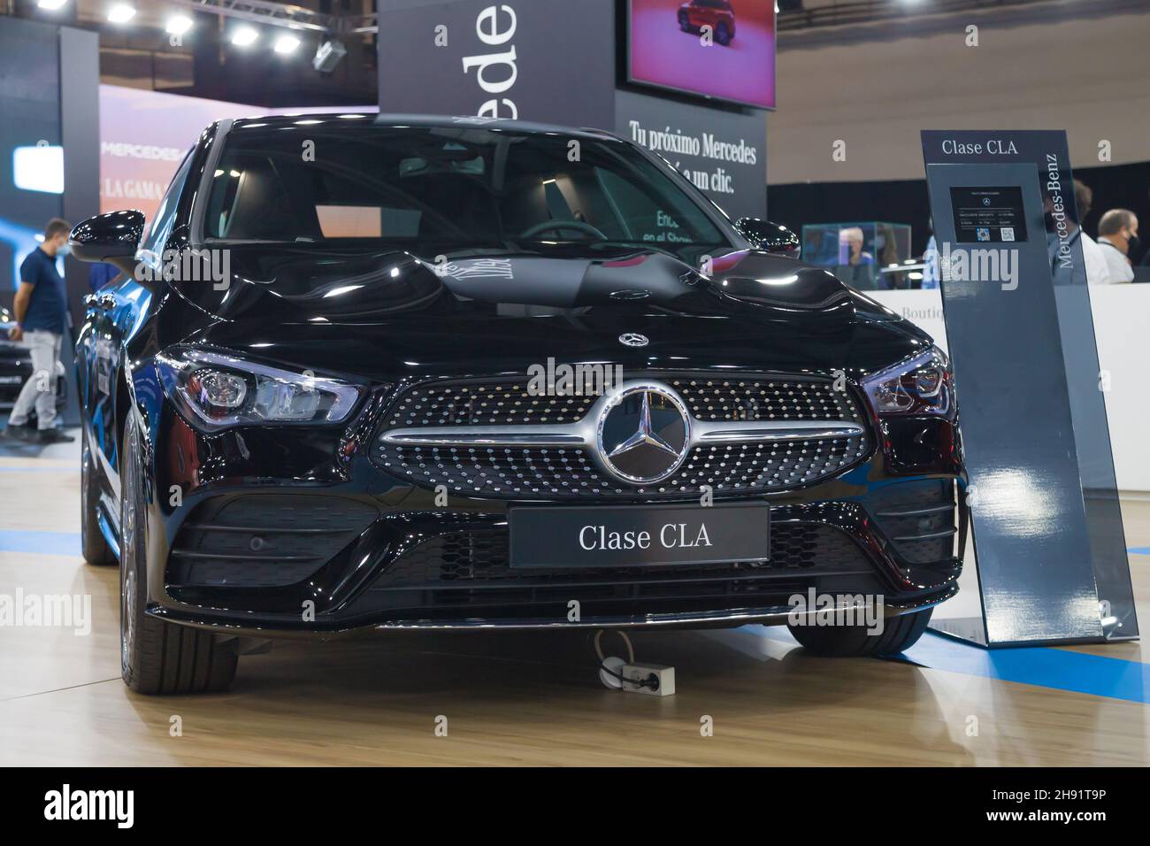 Barcelona, Spanien - 7. Oktober 2021: Mercedes-Benz CLA 250e Shooting-Brake präsentiert auf der Automobile Barcelona 2021 in Barcelona, Spanien. Stockfoto