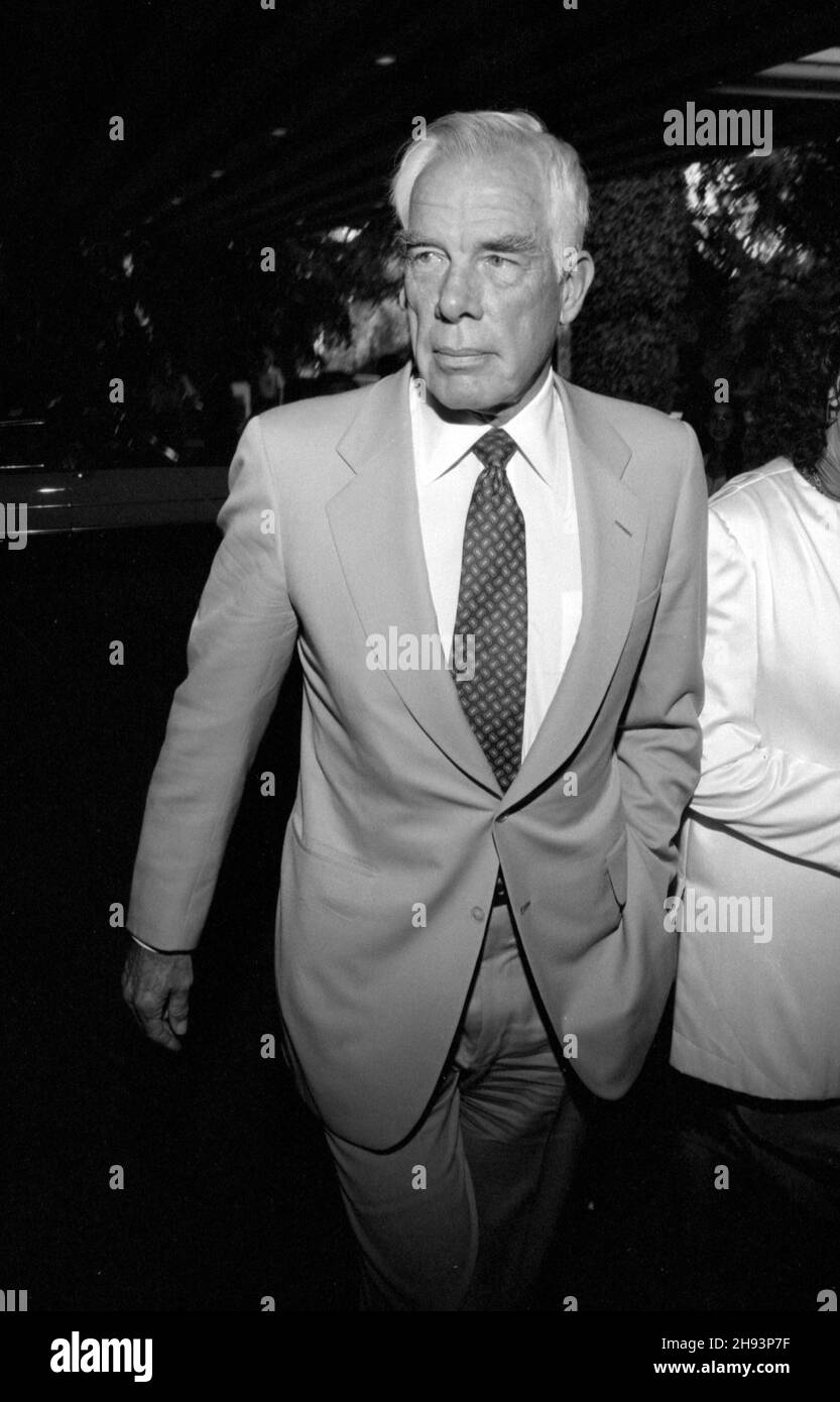 Lee Marvin beim Hochzeitsempfang für den Produzenten Al Ruddy und die Kolumnistin Wanda McDaniel am 21. Juni 1981. Quelle: Ralph Dominguez/MediaPunch Stockfoto