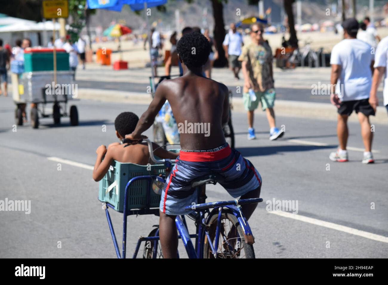 Rio de Janeiro Menschen, die am Strand arbeiten Stockfoto