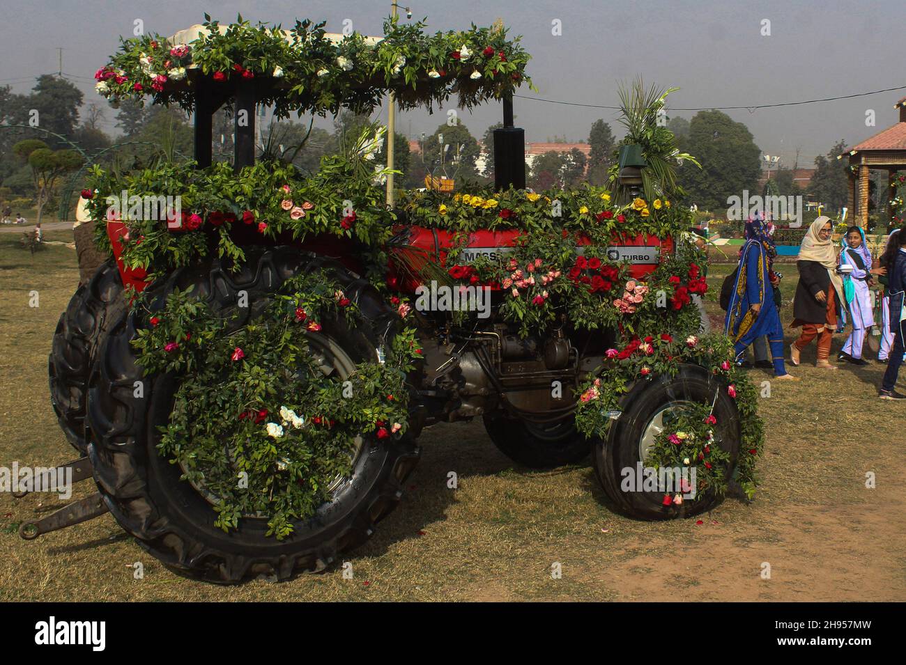 Rawalpindi Pakistan Parks and Horticulture Authority Rawalpindi startet eine spektakuläre Blumenschau im Allama Iqbal Park. Die Blumenschau läuft ab Stockfoto