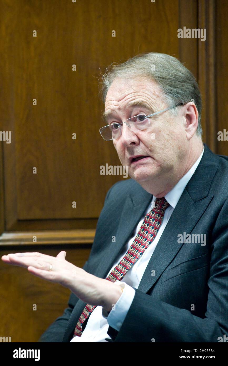 Stephen Glaister CBE, emeritierter Professor für Verkehr und Infrastruktur an der Fakultät für Bau- und Umwelttechnik, Stockfoto