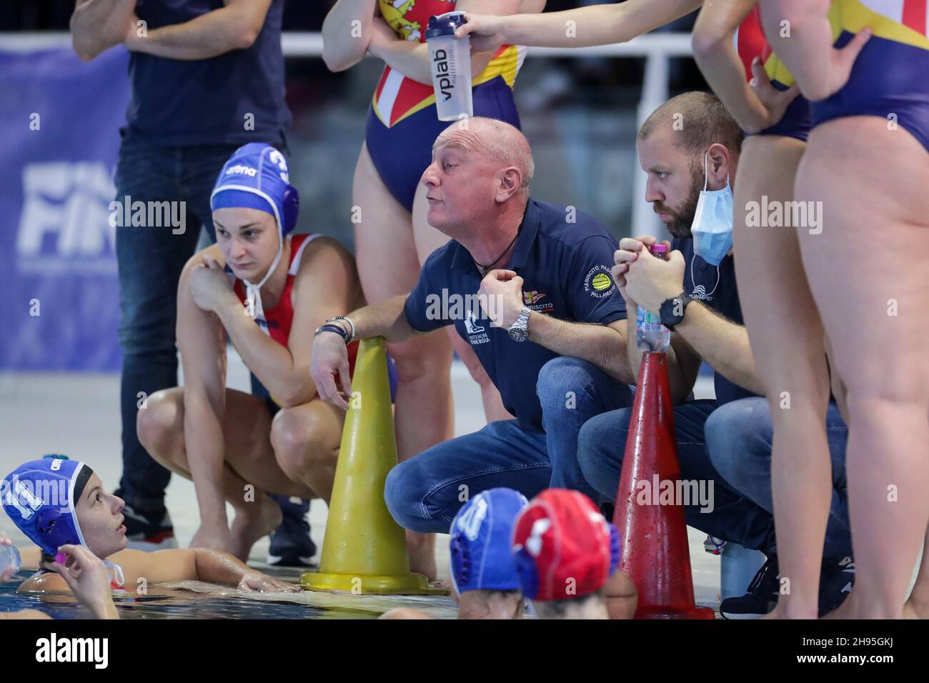 Roma, Italien. 04th Dec, 2021. Time Out Plebiscito Padova während SIS Roma gegen Plebiscito Padova, Waterpolo Italienische Serie A1 Frauenspiel in Roma, Italien, Dezember 04 2021 Quelle: Independent Photo Agency/Alamy Live News Stockfoto