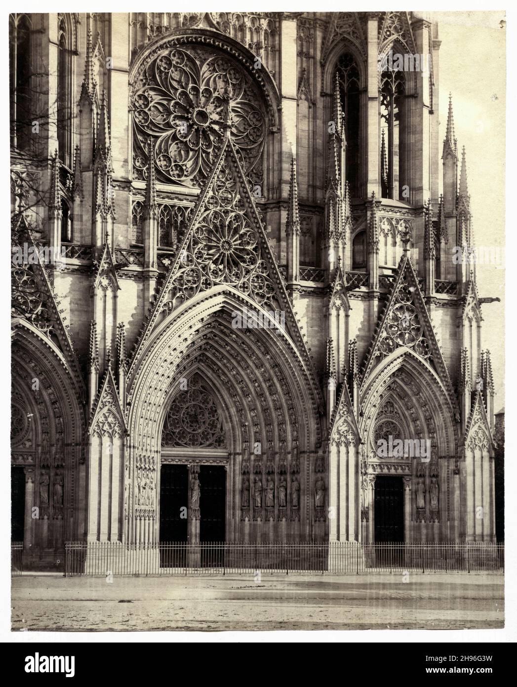Portal der Abtei Saint-Ouen, Rouen, Frankreich, um 1865. Stockfoto