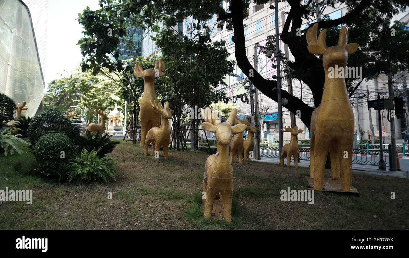 Shopping Mall Sukhumvit Road Weihnachtsgrüße Rentier Weihnachtsdekorationen Bangkok Thailand Stockfoto