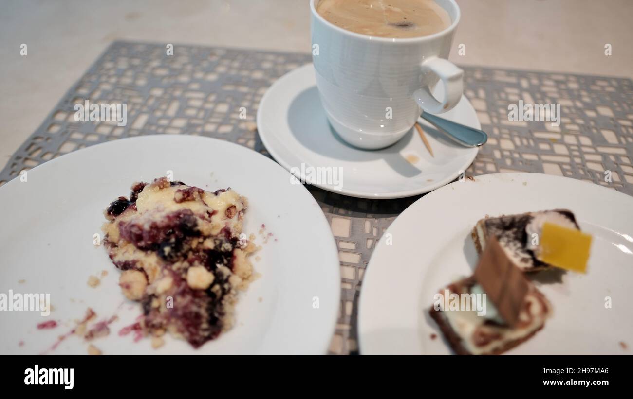 Süßwaren-Desserts im InterContinental Bangkok Hotel Cafe Expresso Stockfoto