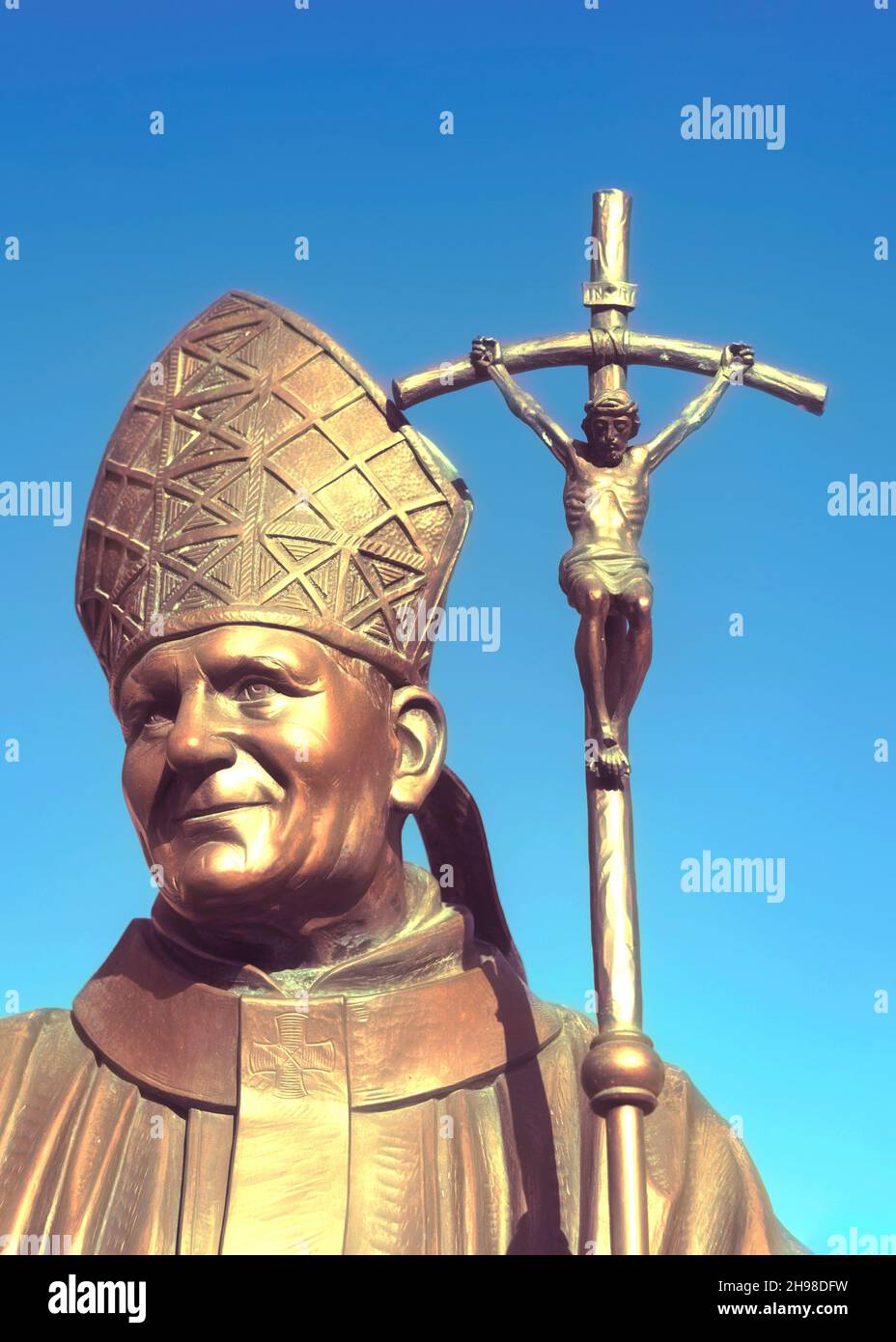 Skulptur oder Denkmal für Papst Johannes Paul II. In der Stadt Santa Clara, Villa Clara, Kuba. November 12, 2021 Stockfoto