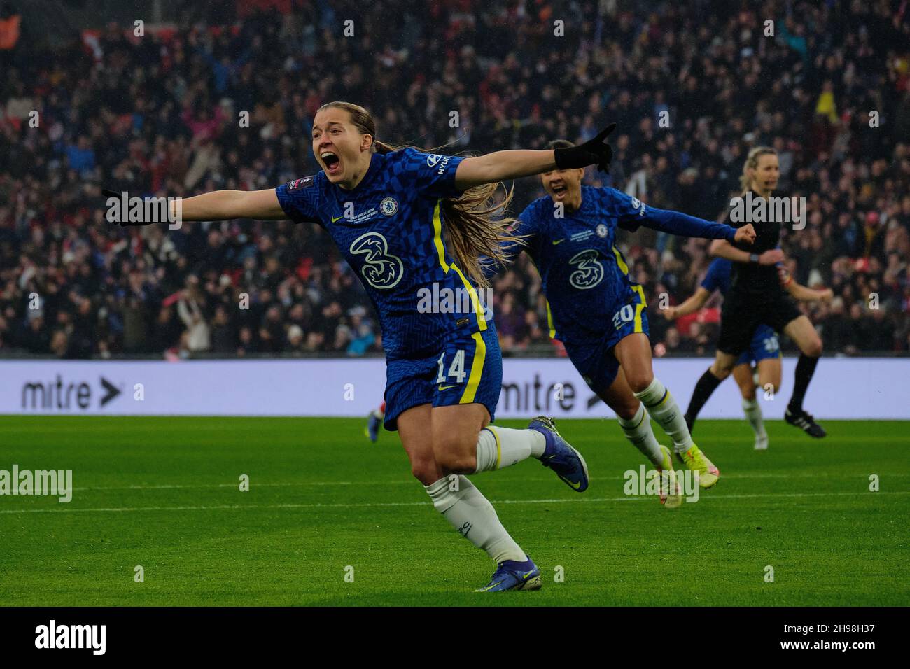 London, Großbritannien. 05th Dez 2021. Wembley, England, 5th 2021. Dezember Fran Kirby (14 Chelsea) feiert das Tor 0-1 während des FA-Cup-Spiels zwischen Arsenal und Chelsea in Wembley in London Sam Mallia/SPP Credit: SPP Sport Press Foto. /Alamy Live News Stockfoto