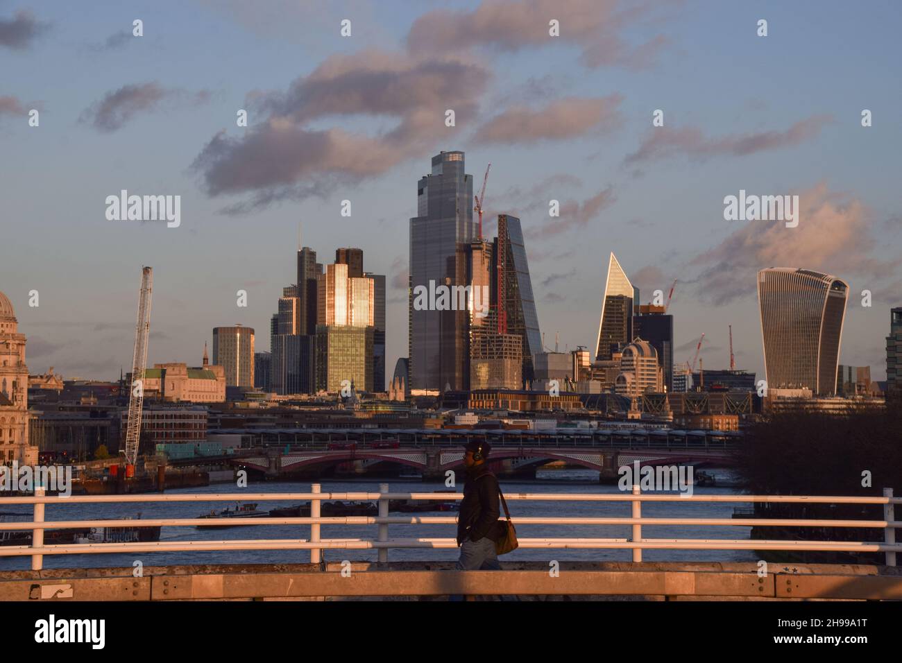 Skyline der Stadt London. London, Großbritannien 4. Dezember 2021. Stockfoto