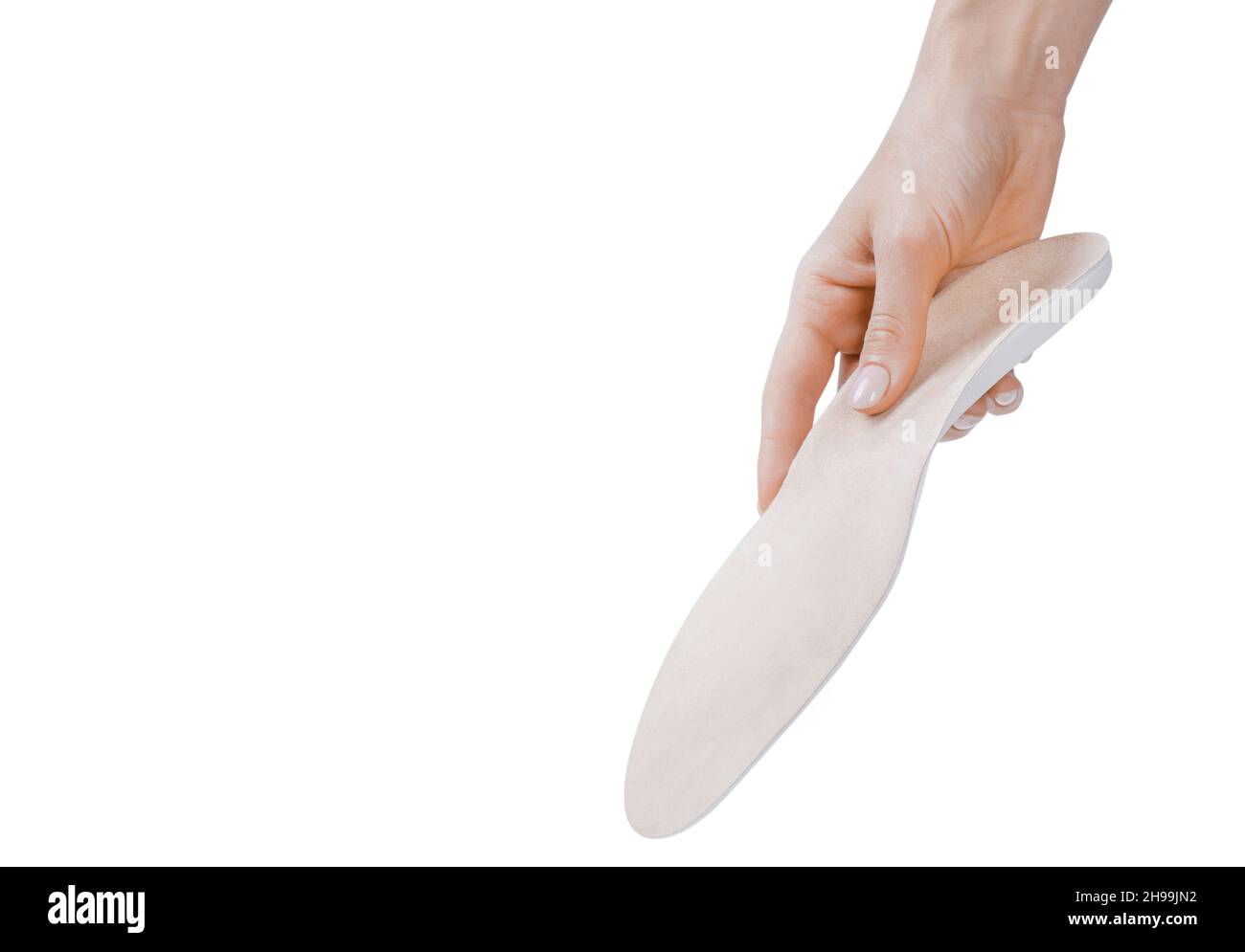 Reinigen des Türgriffs mit blauem Wischtuch in weißen Handschuhen. Desinfizieren Sie Oberflächen Prävention in Krankenhäusern und öffentlichen Räumen gegen Corona-Virus. Frau Hand mit Stockfoto