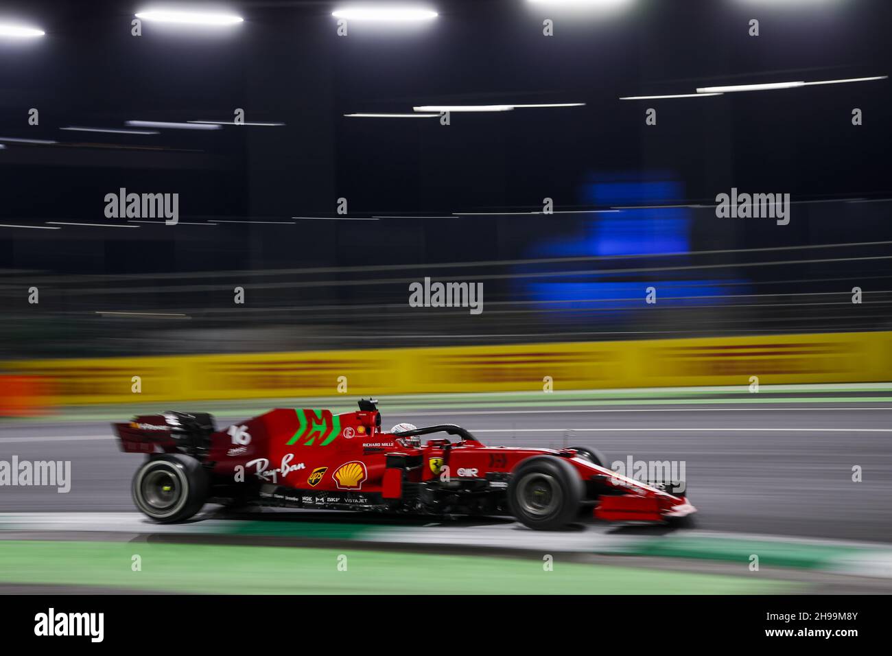 16 LECLERC Charles (mco), Scuderia Ferrari SF21, Aktion während des Formel 1 stc Saudi Arabian Grand Prix 2021, 21th Lauf der FIA Formel 1 Weltmeisterschaft 2021 vom 3. Bis 5. Dezember 2021 auf dem Jeddah Corniche Circuit, in Jeddah, Saudi-Arabien - Foto: Antonin Vincent/DPPI/LiveMedia Stockfoto