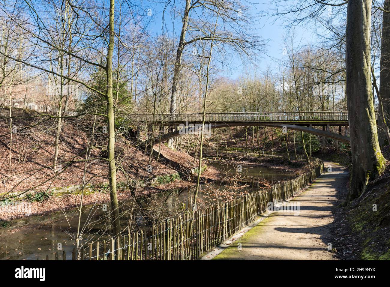 Panoramablick über den Osseghem Park im Frühjahr, Laeken, Brüssel, Belgien Stockfoto