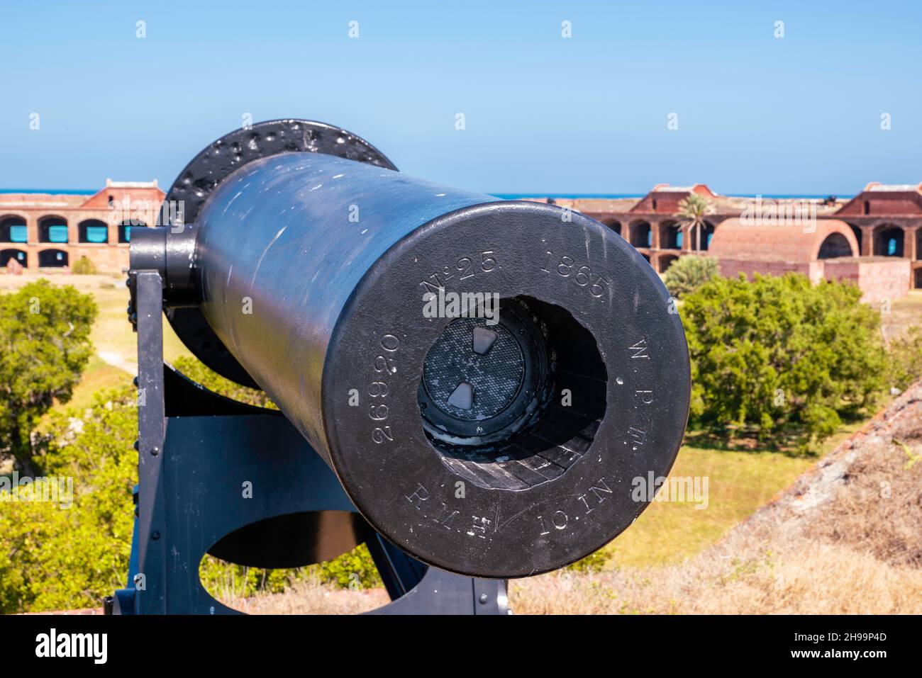 Kanonenmund auf der Brüstung. Dry Tortugas National Park, in der Nähe von Key West, Florida, USA. Stockfoto