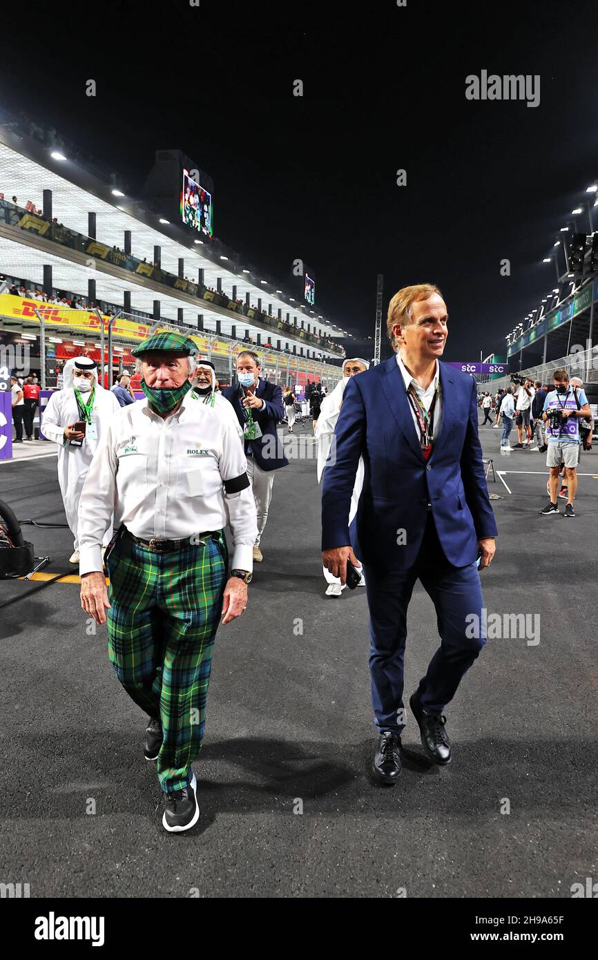 L bis R): Jackie Stewart (GBR) mit Jean-Frederic Dufour Rolex CEO am Start.  Großer Preis von Saudi-Arabien, Sonntag, 5th. Dezember 2021. Dschidda,  Saudi-Arabien Stockfotografie - Alamy