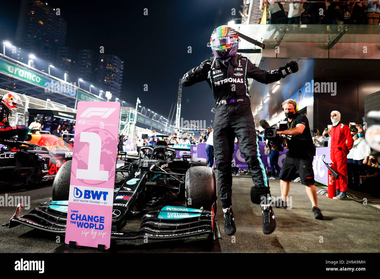 Dschidda, Saudi-Arabien. 5th Dez 2021. # 44 Lewis Hamilton (GBR, Mercedes-AMG Petronas F1 Team), F1 Grand Prix von Saudi-Arabien auf dem Jeddah Corniche Circuit am 5. Dezember 2021 in Jeddah, Saudi-Arabien. (Foto von HOCH ZWEI) Quelle: dpa/Alamy Live News Stockfoto