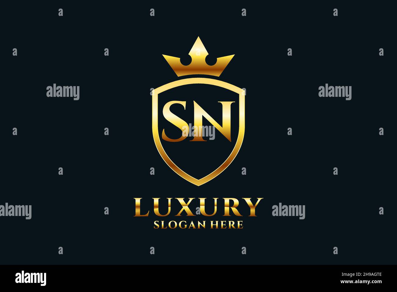 SN Elegantes Luxus-Monogramm-Logo oder Badge-Vorlage mit Rollen und königlicher Krone - perfekt für luxuriöse Branding-Projekte Stock Vektor