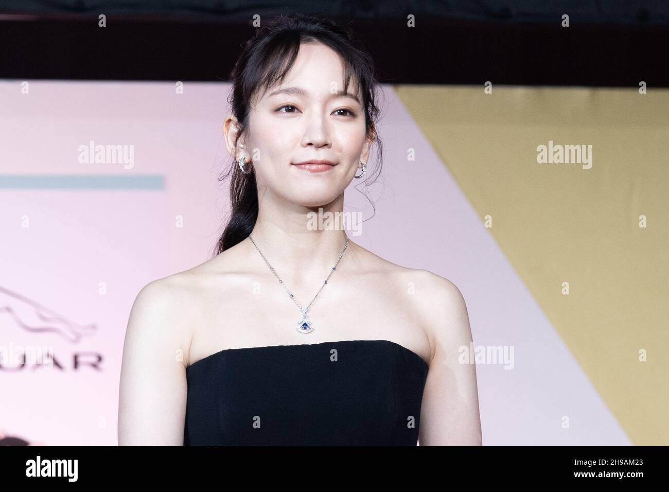 Riho Yoshioka, 2. Dezember 2021 : Verleihung der besten Dresser-Preise 50th in Tokio, Japan, am 2. Dezember 2021. Quelle: AFLO/Alamy Live News Stockfoto