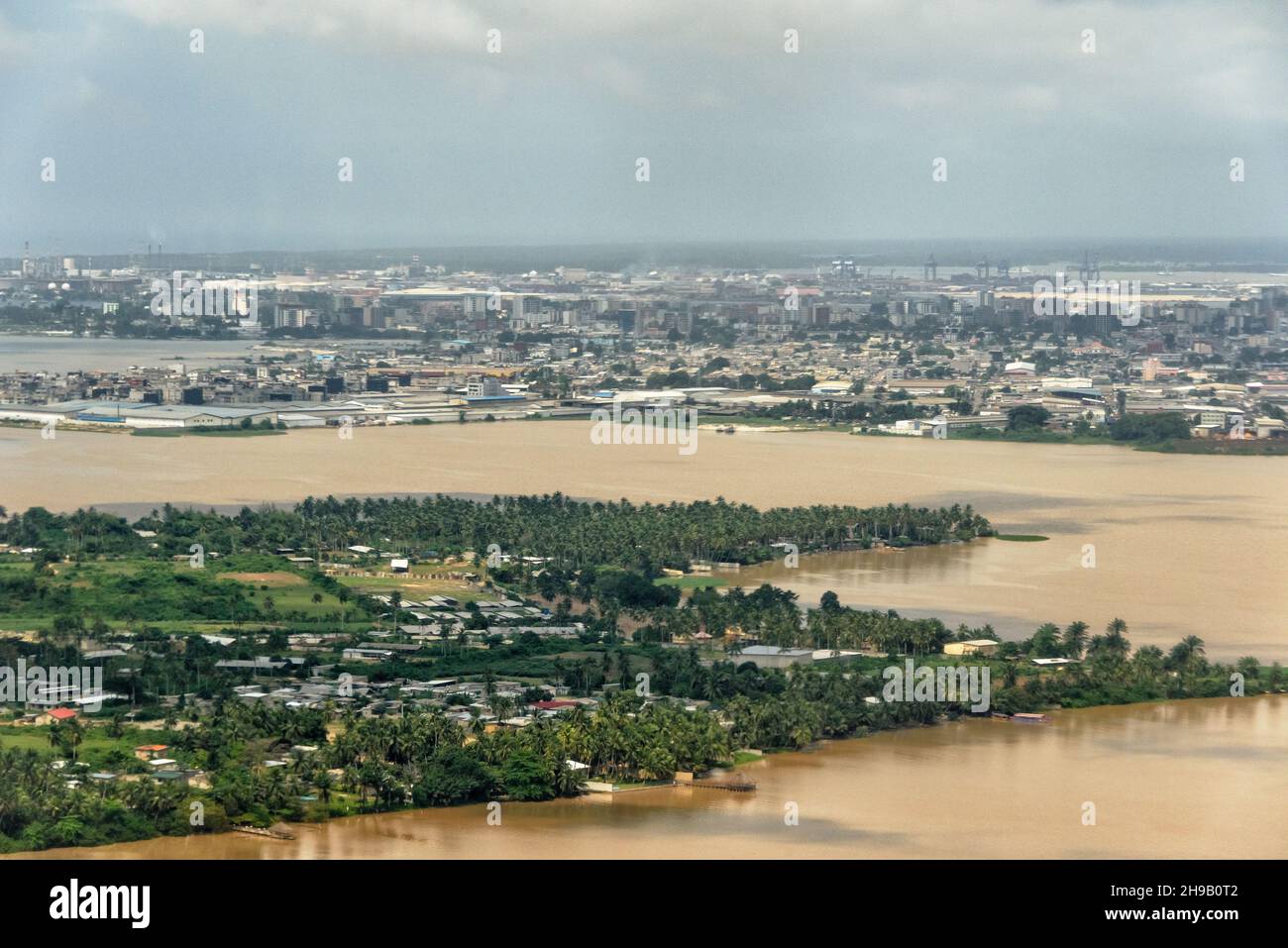 Luftaufnahme von Abidjan, Elfenbeinküste Stockfoto
