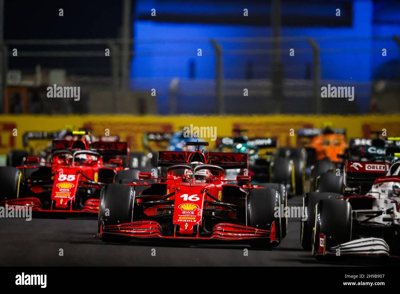 16 LECLERC Charles (mco), Scuderia Ferrari SF21, Aktion während des Formel 1 stc Saudi Arabian Grand Prix 2021, 21th Lauf der FIA Formel 1 Weltmeisterschaft 2021 vom 3. Bis 5. Dezember 2021 auf dem Jeddah Corniche Circuit, in Jeddah, Saudi-Arabien - Foto: Antonin Vincent/DPPI/LiveMedia Stockfoto