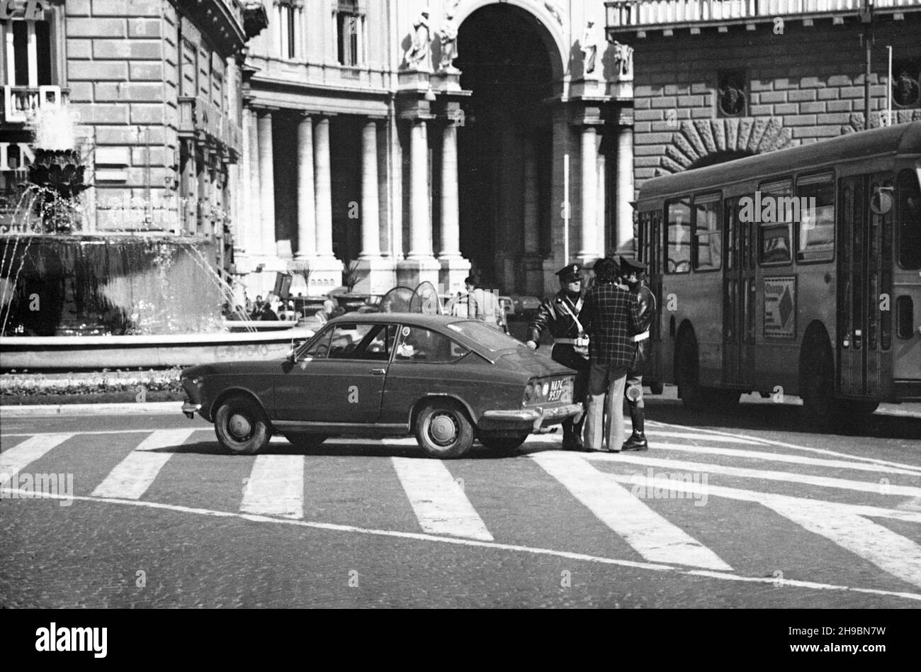 Polizeikontrolle, Rom, Italien, März 1978 Stockfoto