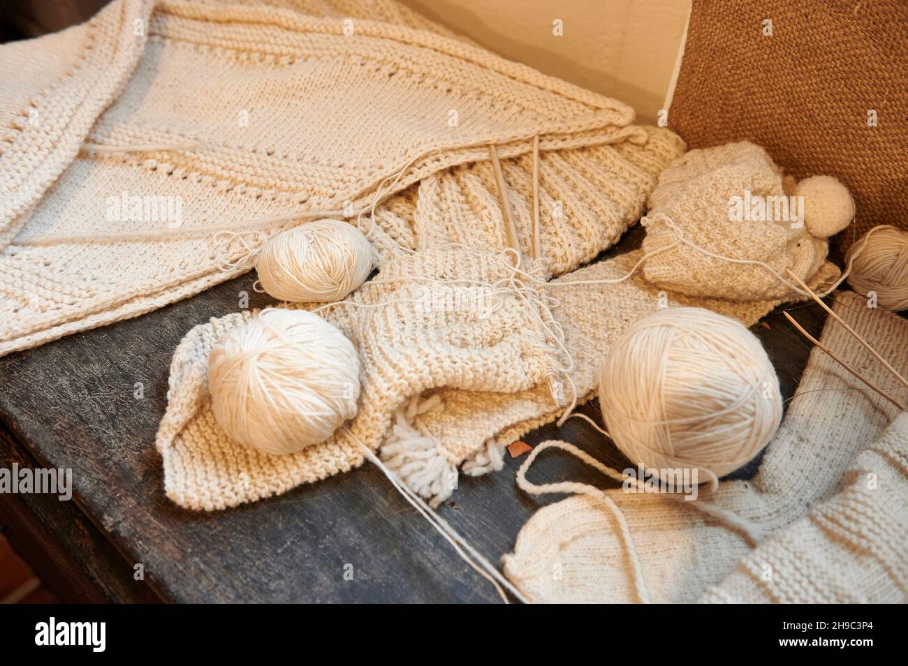 Hausgemachte Socken aus Schafwolle Stockfoto