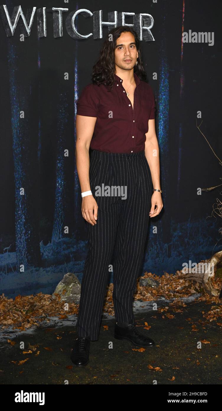 Foto Muss Gutgeschrieben Werden ©Alpha Press 079965 01/12/2021 Nathaniel Curtis Die Weltpremiere Der Witcher-Saison 2 In London Stockfoto