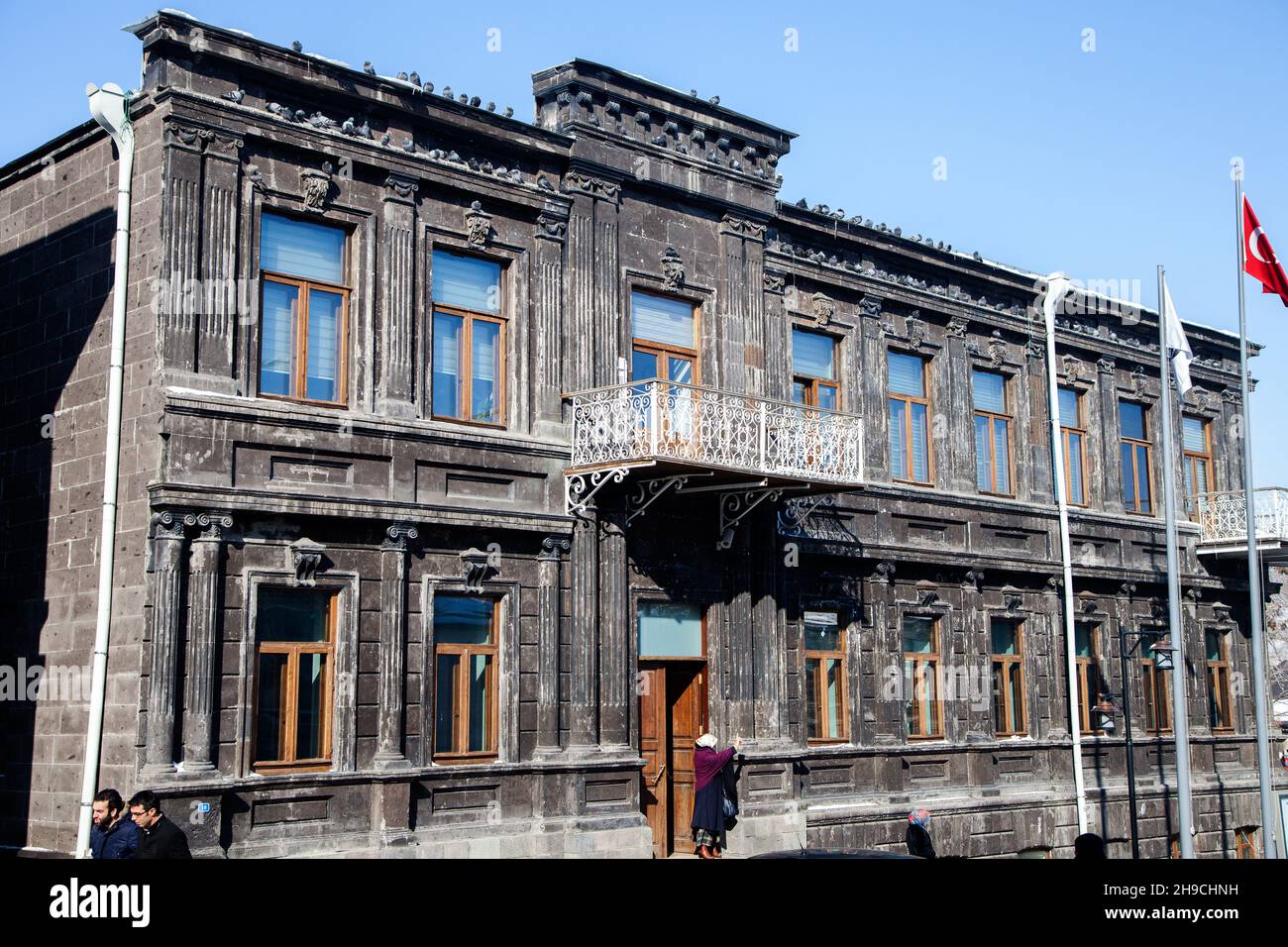 Kars,Türkei - 1-27-2016:Historisches russisches Gebäude in Kars Stockfoto