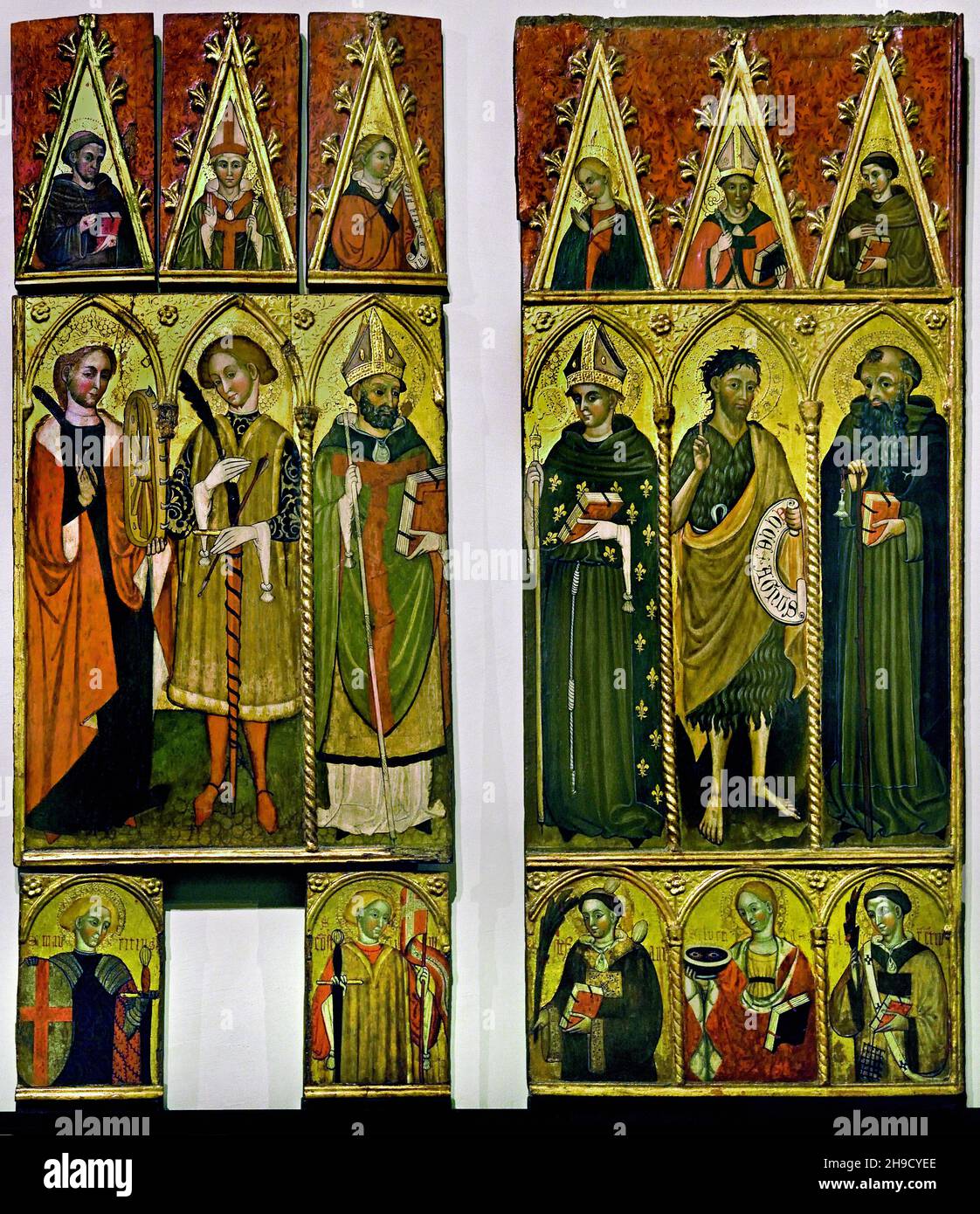 Antonio da Monteregale (1426-35) - zwei Tafeln eines Polyptychons mit Heiligen und Verkündigung,1435 Italien, Italienisch. Verkündigung, Selig, Jungfrau Maria, die Ankündigung durch den Engel Gabriel, Maria, dass sie schwanger werden, einen Sohn durch eine, jungfräuliche Geburt, die, Mutter von Jesus Christus, christlichen Messias und Sohn Gottes, Menschwerdung, Stockfoto