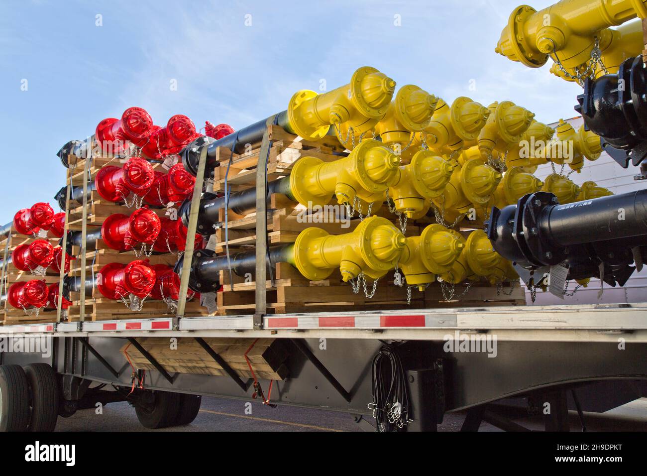 Trockenlaufhydranten im Transportbereich Stockfoto