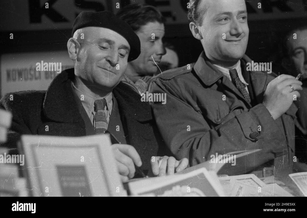 Leon pasternak Fotos und Bildmaterial in hoher Auflösung Alamy