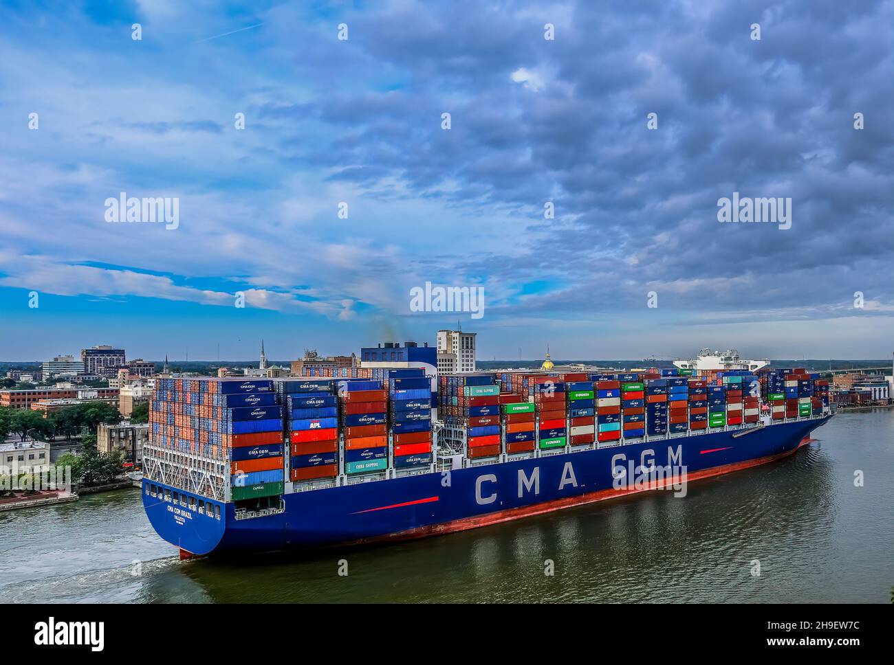 CMA CGM Frachter auf dem Savannah River Stockfoto