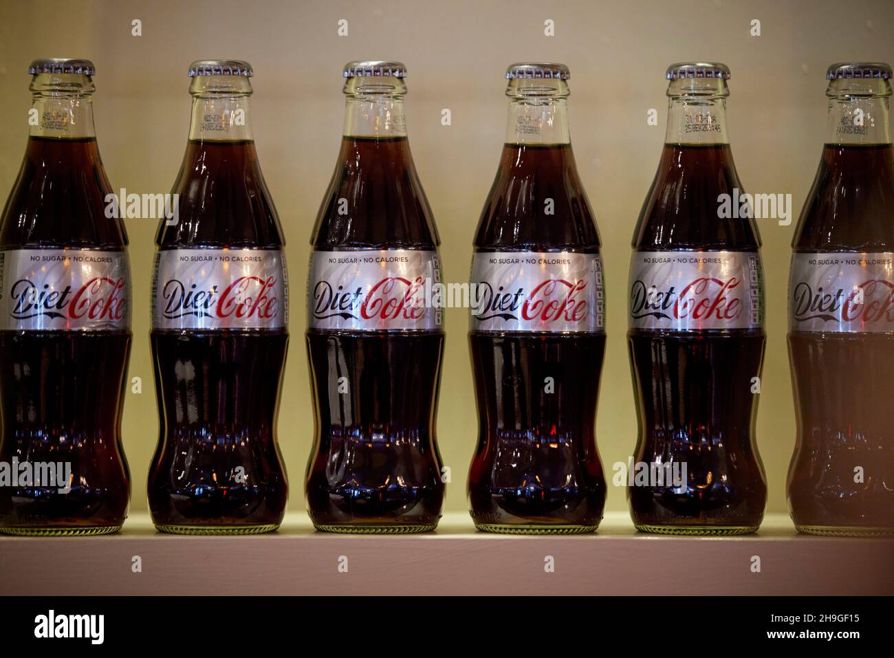 Klassische Glas-Coka-Cola-Flasche für die Diät-Coke-Reihe Stockfoto