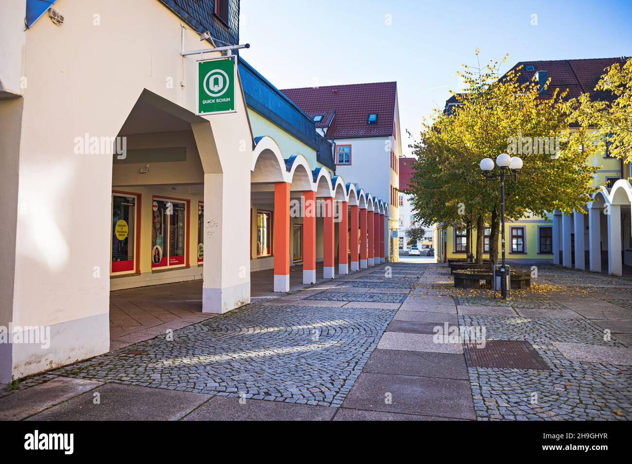 HILDBURGHAUSEN, DEUTSCHLAND - CIRCA OKTOBER 2021: Das Stadtbild von Hildburghausen, Thüringen, Deutschland. Stockfoto