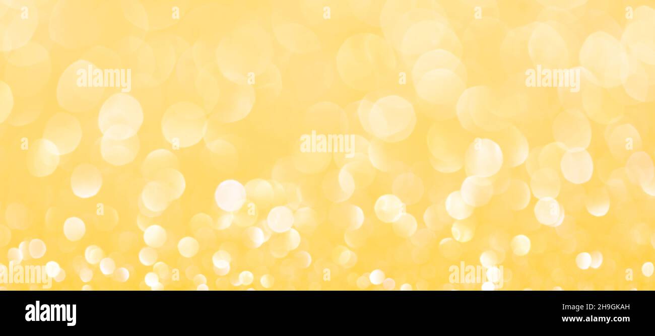 Abstraktes Banner mit goldenem Glitzer-Hintergrund, weicher Fokus. Speicherplatz kopieren Stockfoto