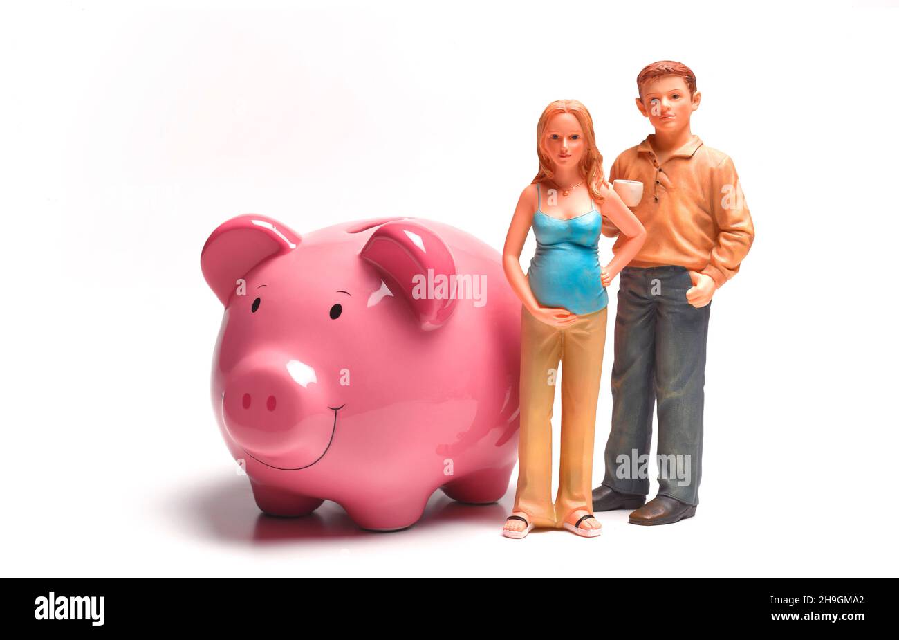 Schwangerin und Partner planen ihre finanzielle Zukunft Stockfoto