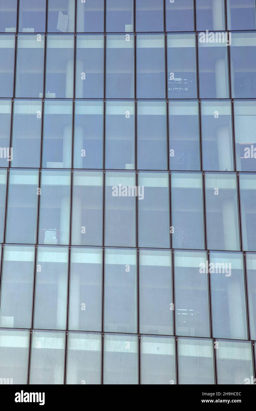 Eine schöne Nahaufnahme der Libeskind Tower Fenster, CityLife, Mailand, Italien Stockfoto