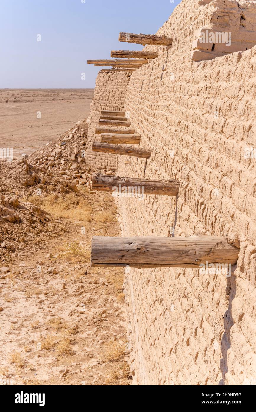 Wanddetail, Befestigung einer alten Stadt Sawran oder Sauran, Seidenstraße, gegründet 6th cc, Ruinen des 12-16th Jahrhunderts, Kasachstan, Zentralasien Stockfoto