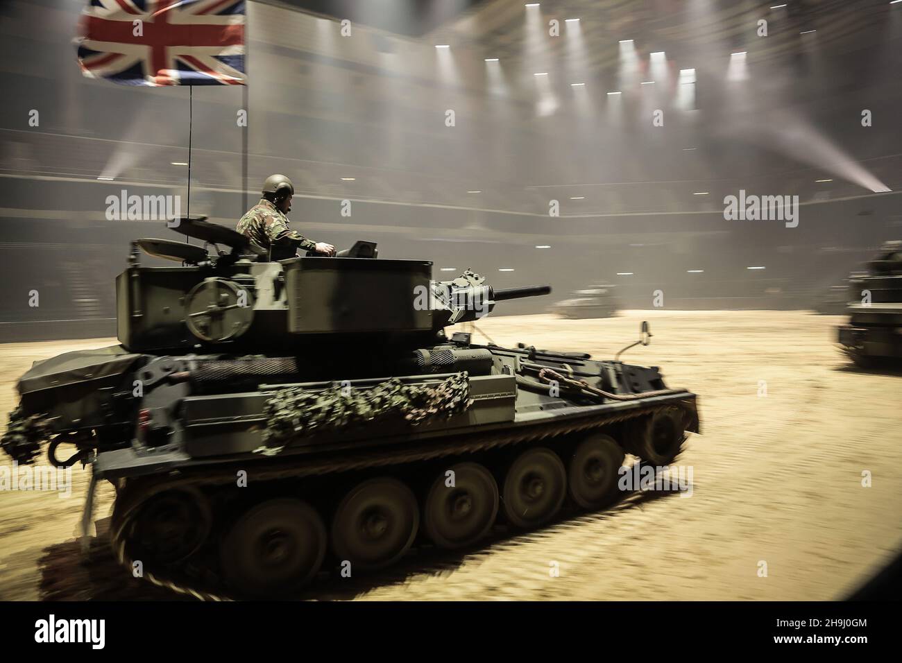 Eine motorisierte Hommage an die Helden der Schlacht der Falklands mit Skorpionpanzern bei den Proben für das British Military Tournament am Earls Court in London Stockfoto
