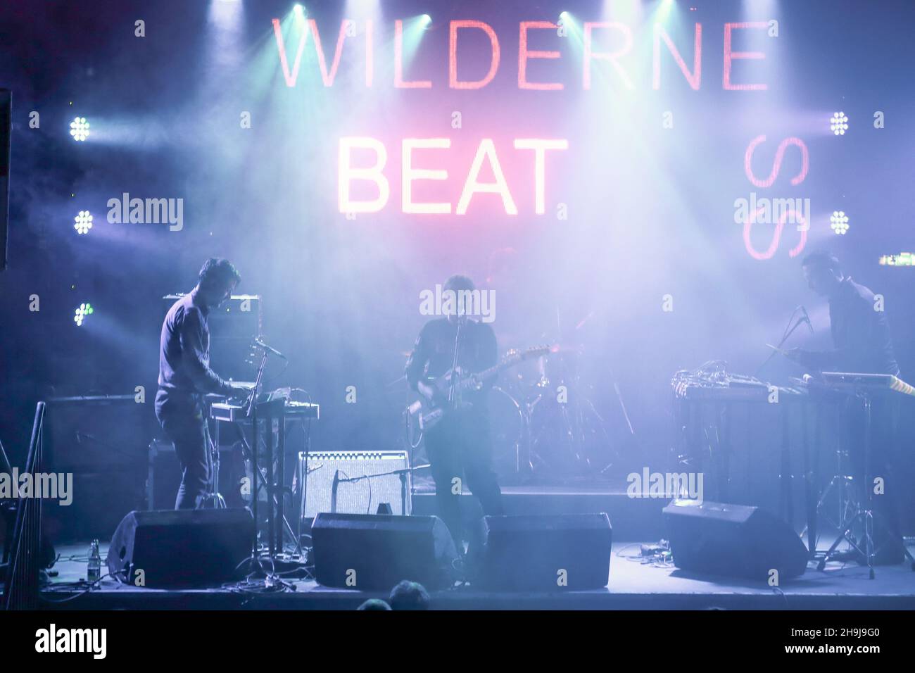 Lonelady alias Julie Ann Campbell spielt live auf der Bühne im Heaven in London im Rahmen ihrer Tour durch das Hinterland. Stockfoto