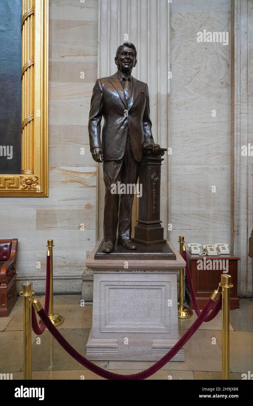 Eine Statue von Ronald Reagan im Kapitolgebäude in Washington DC in den Vereinigten Staaten. Aus einer Serie von Reisefotos in den Vereinigten Staaten. Fototermin: Freitag, 30. März 2018. Bildnachweis sollte lauten: Richard Gray/EMPICS Stockfoto