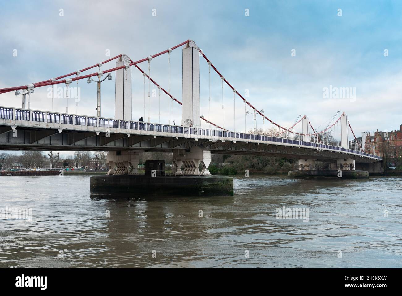 Ein Blick auf die Battersea Bridge in London. Fototermin: Freitag, 29. Januar 2021. Bildnachweis sollte lauten: Richard Gray/EMPICS Stockfoto