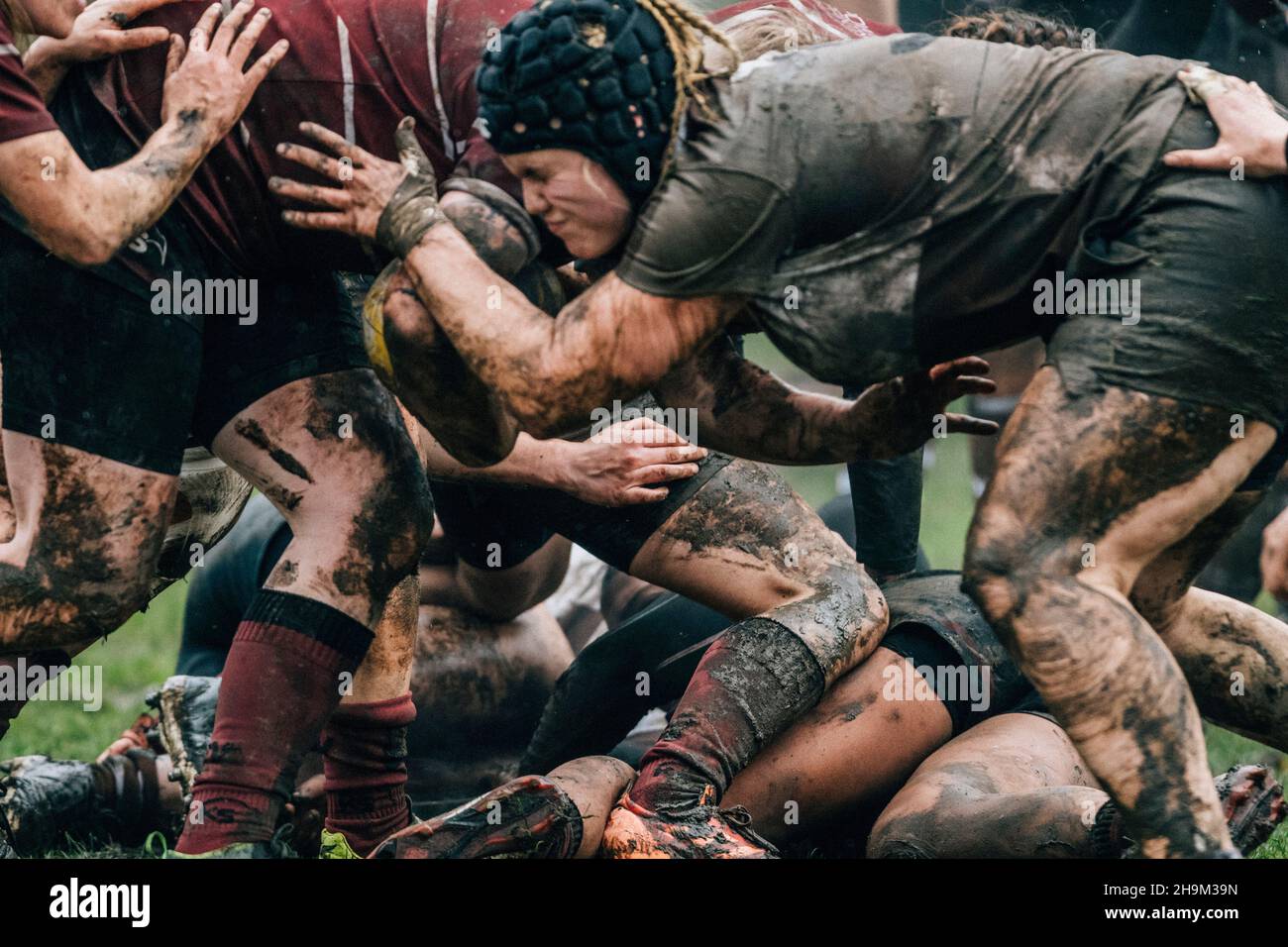 Köln, Rugby Park, 04.12.21: Featurebilder, Aktionsbilder, im Spiel der 1. Rugbyliga der Frauen RSV Köln gegen FC St. Pauli, Stockfoto
