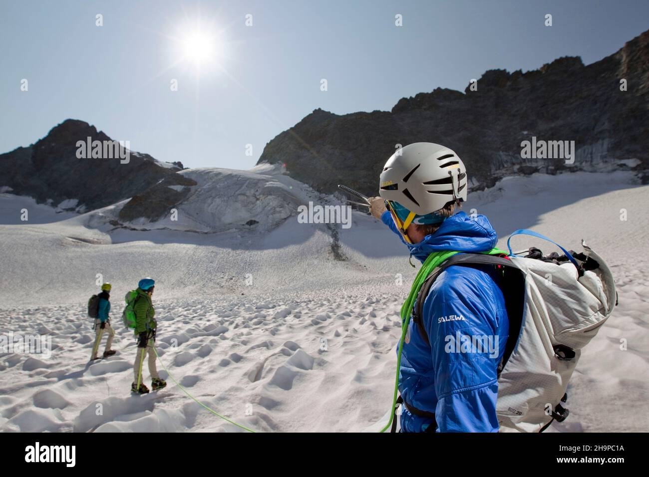 La Grave (Französische Alpen, Südostfrankreich): Wanderung auf dem Girose-Gletscher, im Ecrins-Massiv, mit einem Hochgebirgsführer von La Compagnie Oisans-EC Stockfoto