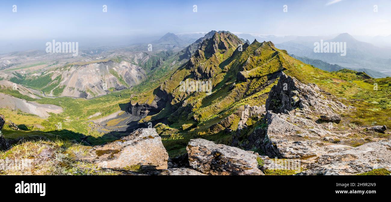 Zerklüftete Berge, wilde Natur, isländische Highlands, Porsmoerk, Suourland, Island Stockfoto